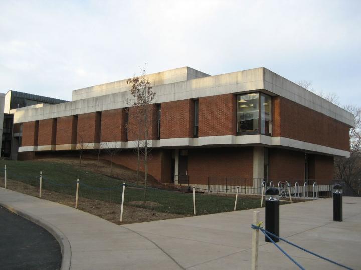 Fiske Kimball Fine Arts Library (Photo by R. Cooper)